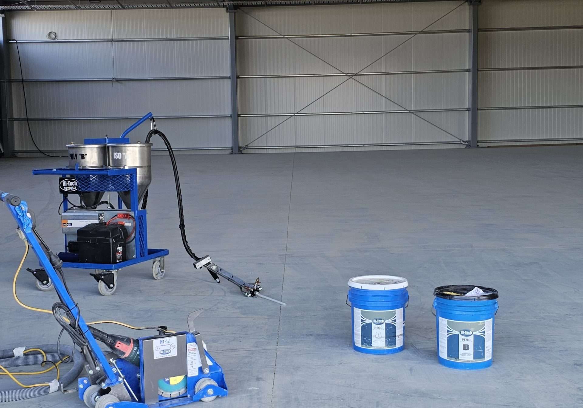 Joint filling equipment